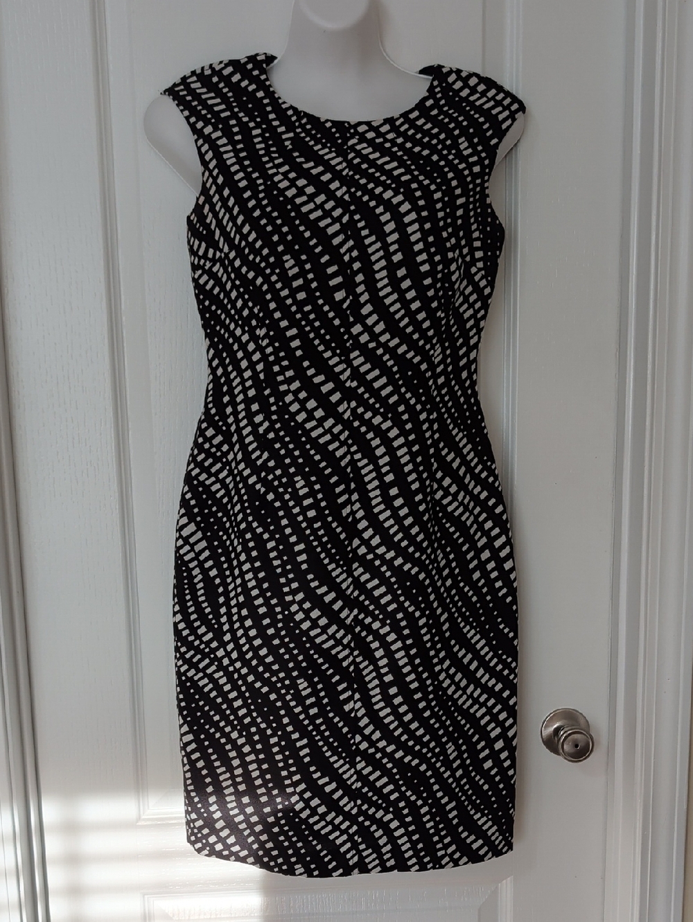 Anne Klein Black and White Wavy Dot Sheath Dress